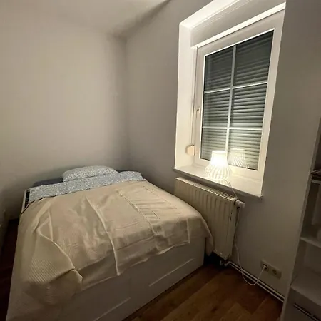 Vakantiehuis Ganzes Haus Mit Garten - Exklusiv Fuer Eure Gruppe *
