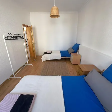 Ganzes Haus Mit Garten - Exklusiv Fuer Eure Gruppe Vakantiehuis Leipzig