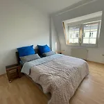 Ganzes Haus Mit Garten - Exklusiv Fuer Eure Gruppe بيت للعطل لبسيا