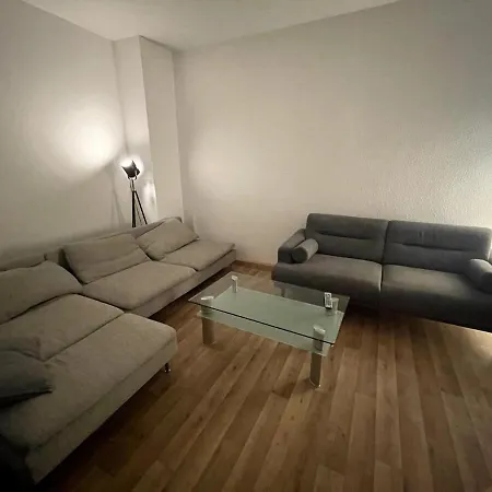 Ganzes Haus Mit Garten - Exklusiv Fuer Eure Gruppe Lipsko