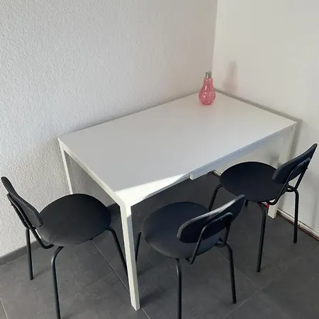 Ganzes Haus Mit Garten - Exklusiv Für Eure Gruppe *